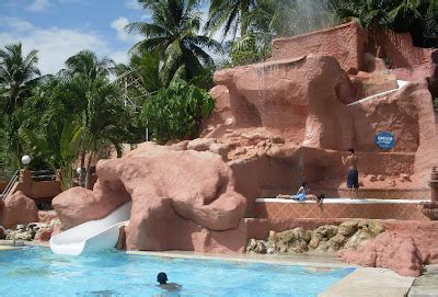 Intusan Resort Hotel & Restaurant .